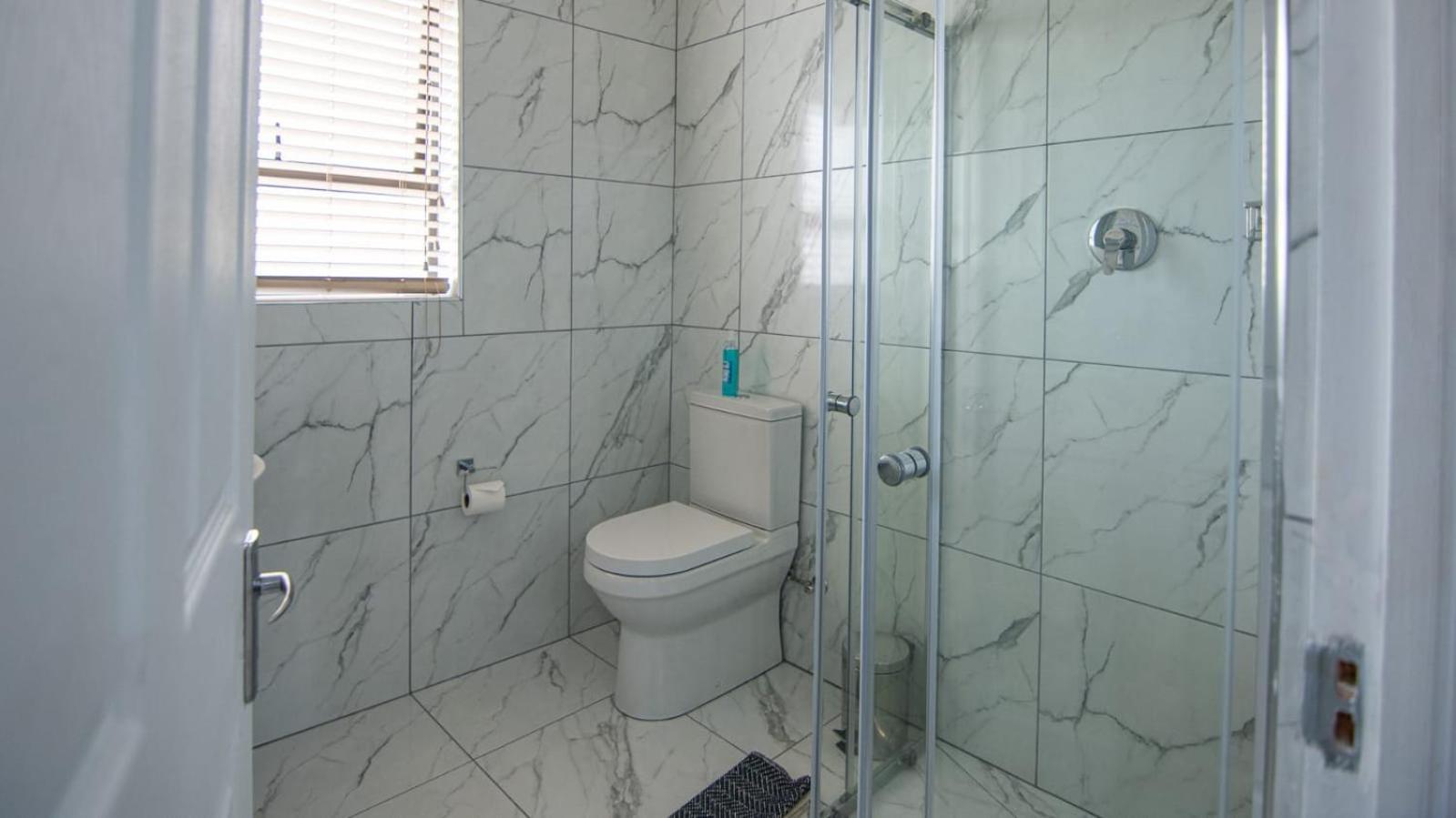 Guesthouse De Tijger Lodge Parow Εξωτερικό φωτογραφία