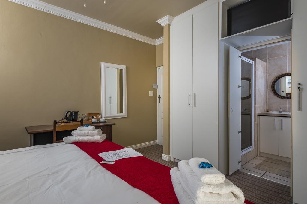 Guesthouse De Tijger Lodge Parow Εξωτερικό φωτογραφία